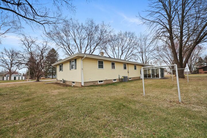 Property Photo: 635 Edgemont Drive NE MN 56304