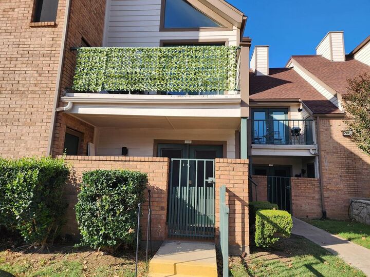 Property Photo:  2300 Balsam Drive G105  TX 76006 