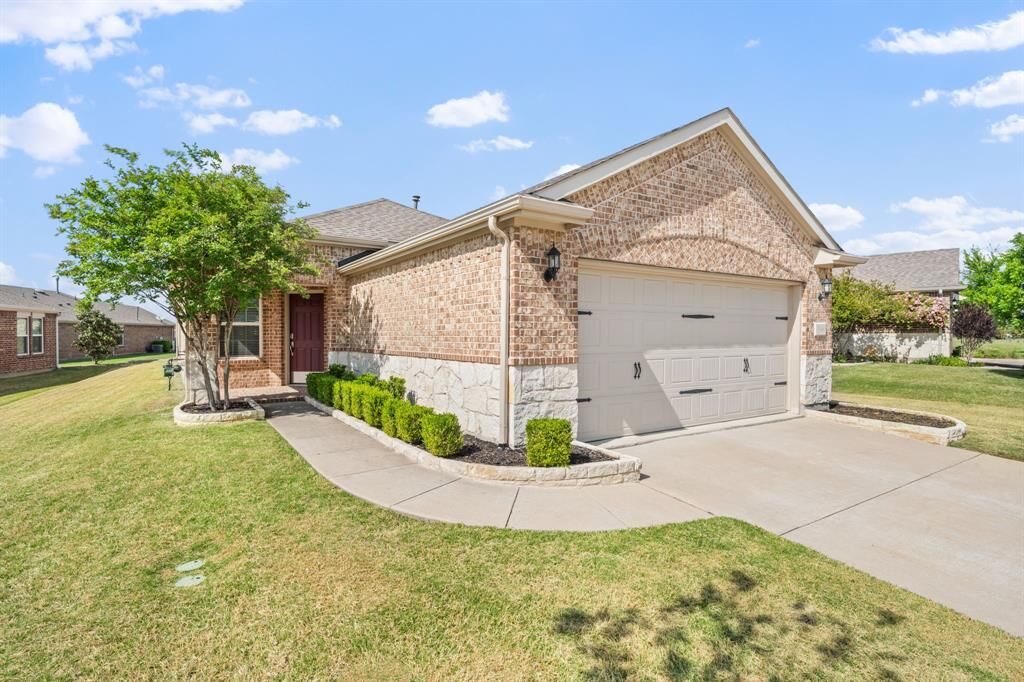 Property Photo:  3148 Fish Hook Lane  TX 75036 