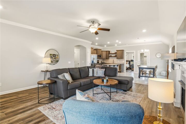 Property Photo:  4352 W Havana Avenue  AR 72704 