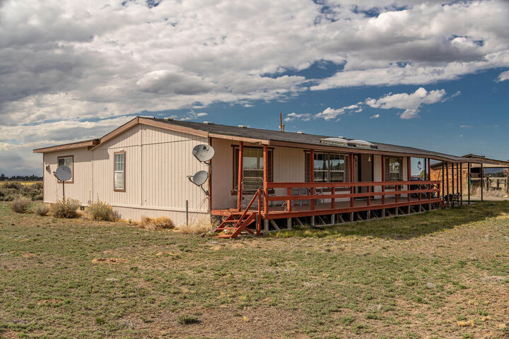 Property Photo:  25907 SW Cooper Street  OR 97701 