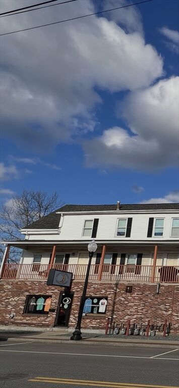 Property Photo:  374-378 Union Street 1  MA 02038 