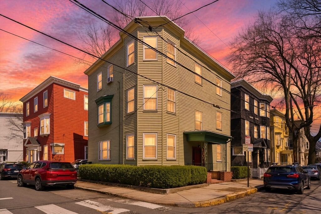 Property Photo:  35 Eustis St  MA 02140 