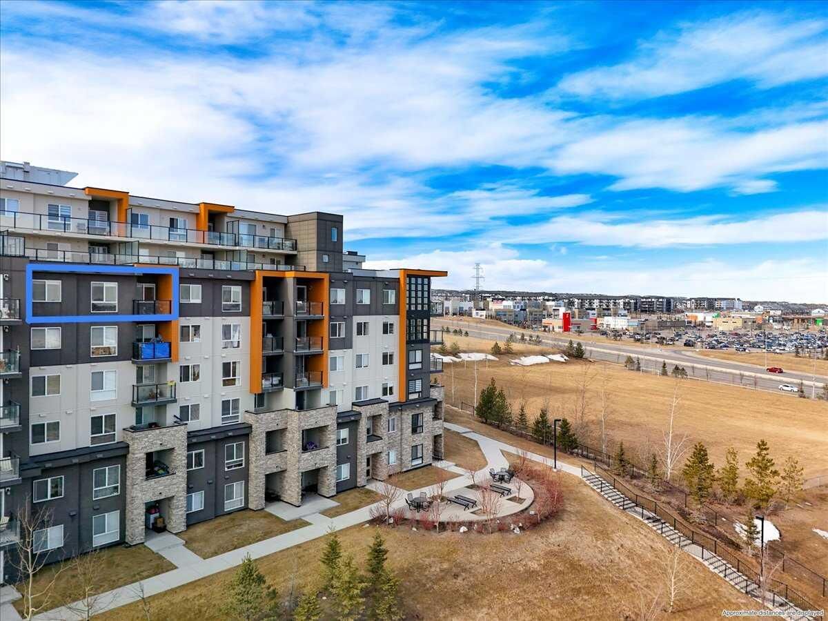 Property Photo:  20 Kincora Glen Park NW 607  AB T3R 1R9 