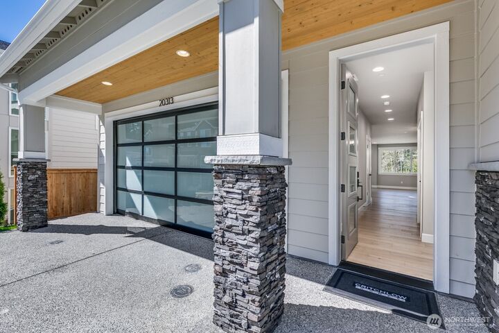 Property Photo: 20313 94th Drive NE WA 98011