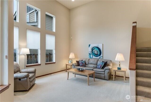 Property Photo: 215 Orcas Place SE WA 98059