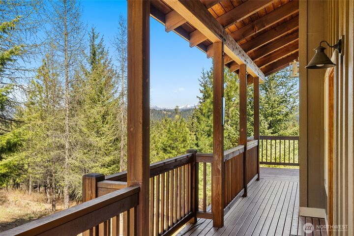 Property Photo:  2262  Stone Ridge Drive  WA 98922 