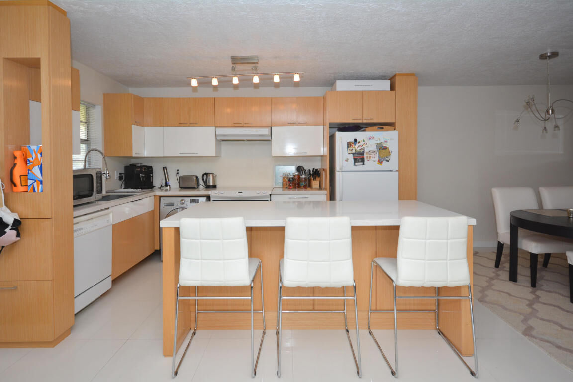 Property Photo:  1231 NW 13th Street 471F  FL 33486 