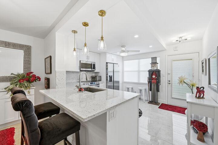 Property Photo:  2403 Antigua Circle M1  FL 33066 