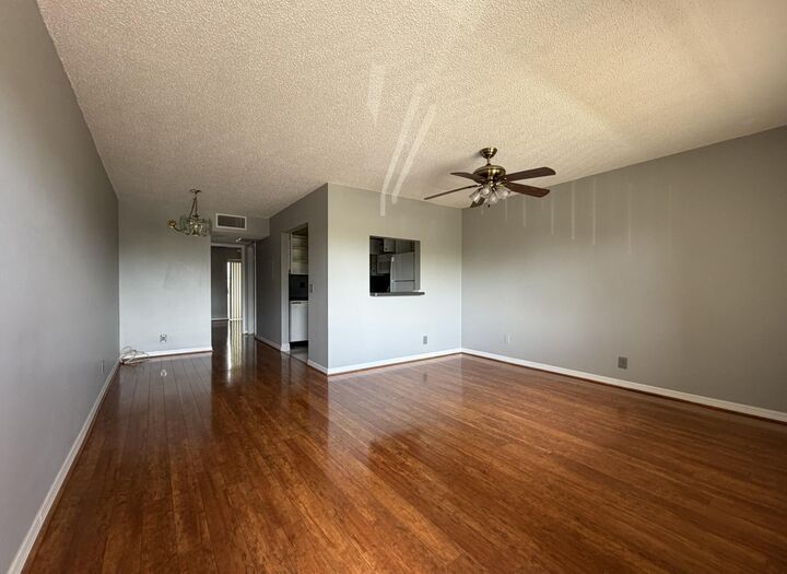Property Photo: 100 E Village Green Cir Circle E 306 FL 33461