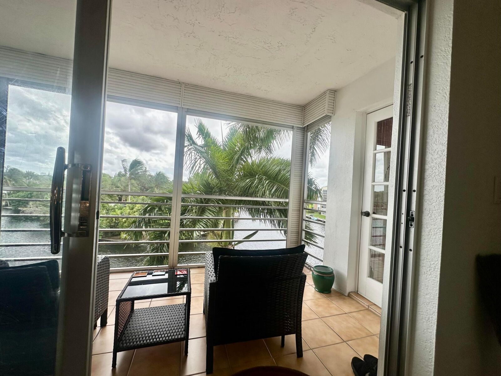 Property Photo:  3010 NE 16th Avenue 405  FL 33334 