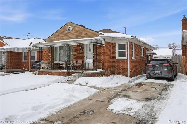 Property Photo: 8227 Riverview Street MI 48127