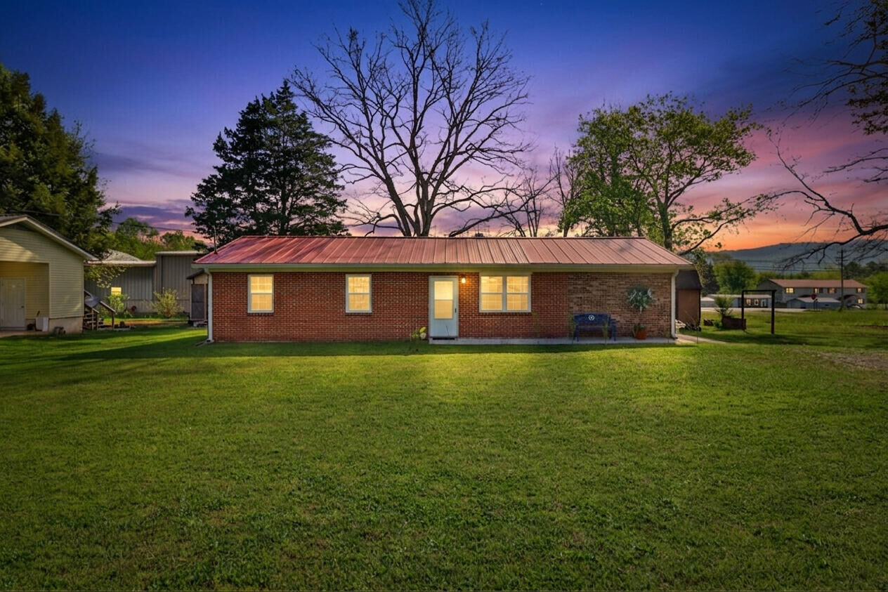 Property Photo:  92 Mary Ann Lane  TN 37367 