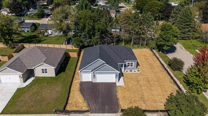 Property Photo:  442 Village Lane  WI 54971 