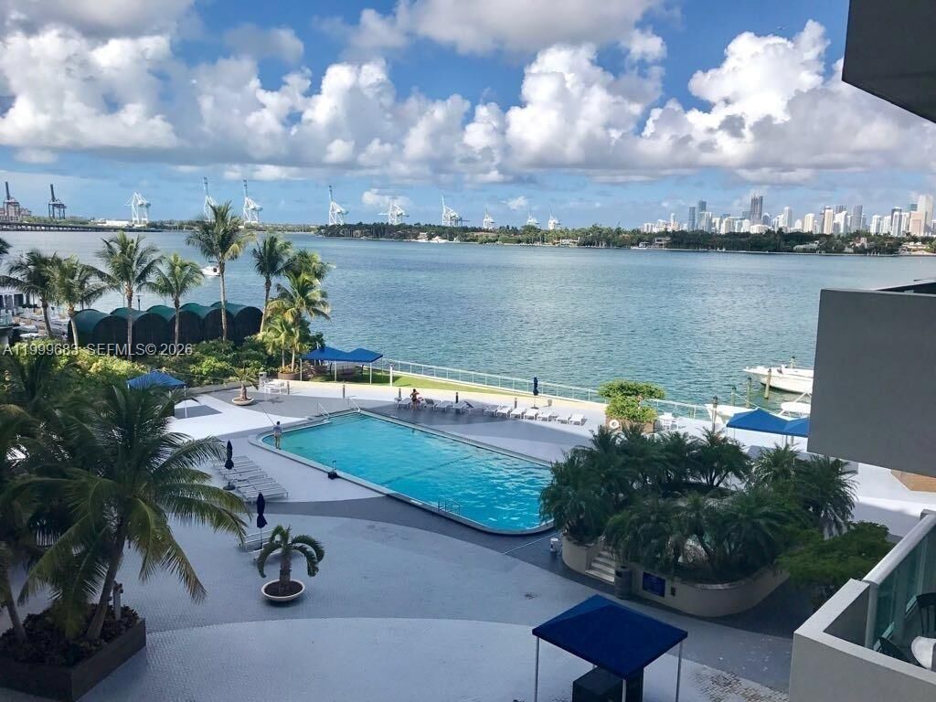 Property Photo:  1200 West Ave 531  FL 33139 