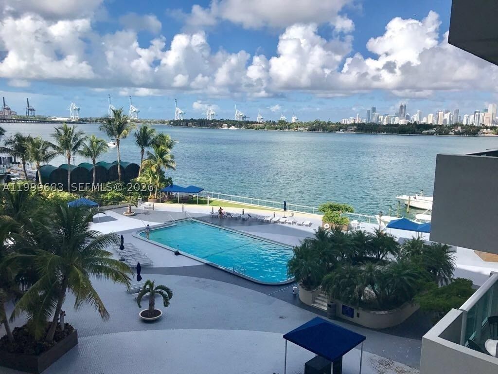 Property Photo: 1200 West Ave 531 FL 33139