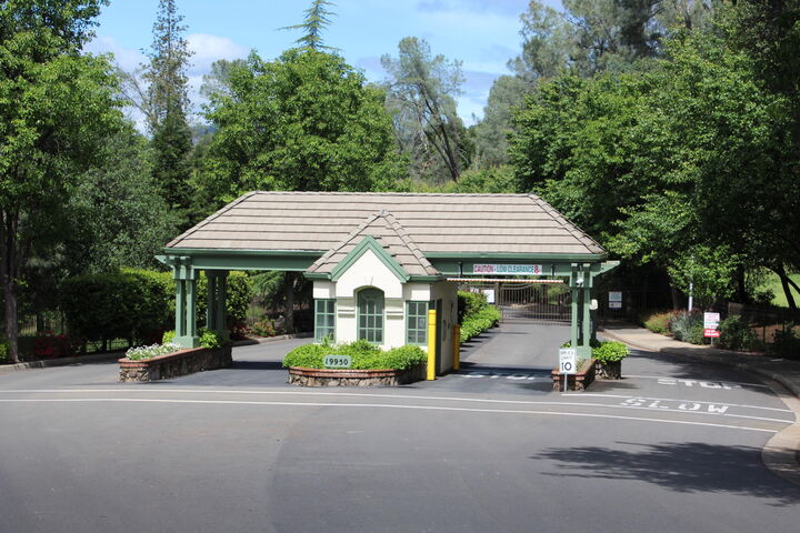 Property Photo:  19387 Palermo Court  CA 96003 