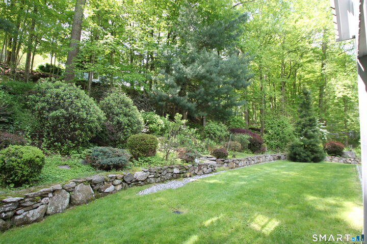 Property Photo:  78 Sturbridge Road  CT 06612 