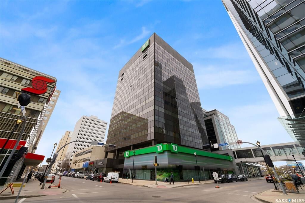Property Photo: 1914 Hamilton Street 1002 SK S4P 3N6