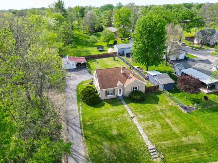 Property Photo:  812 Washington Street  OH 45123 