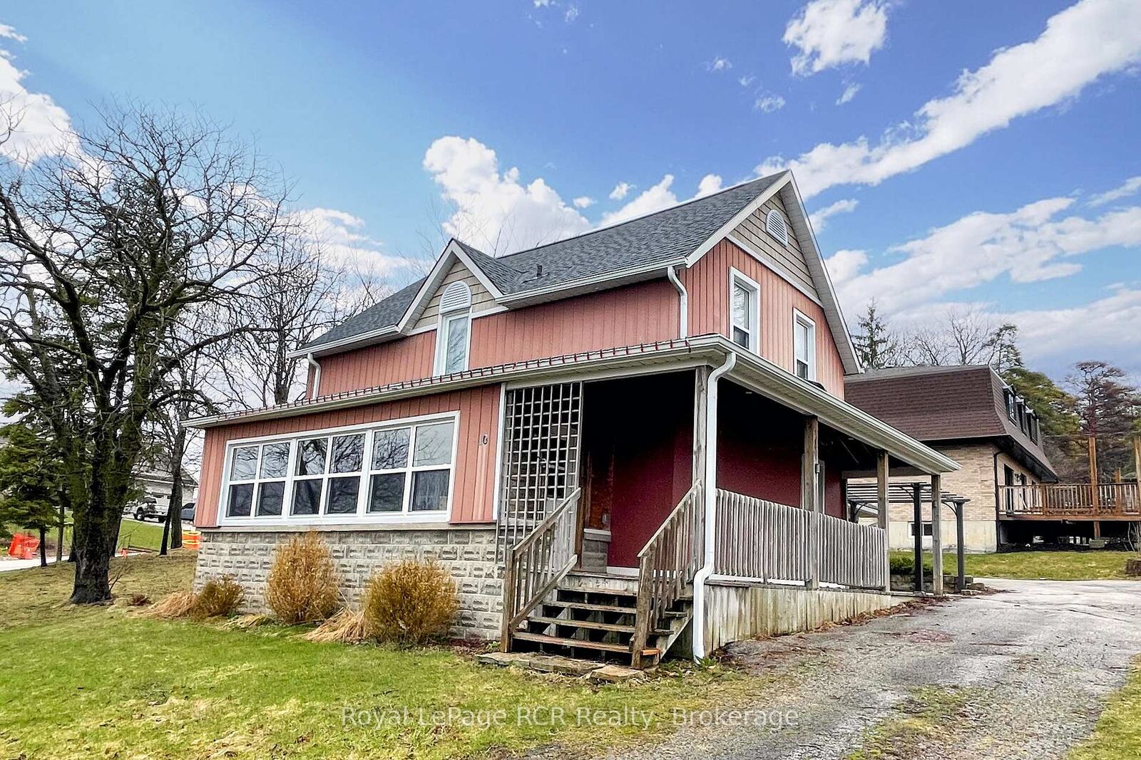 Property Photo: 10 Walker Street ON N0G 2V0