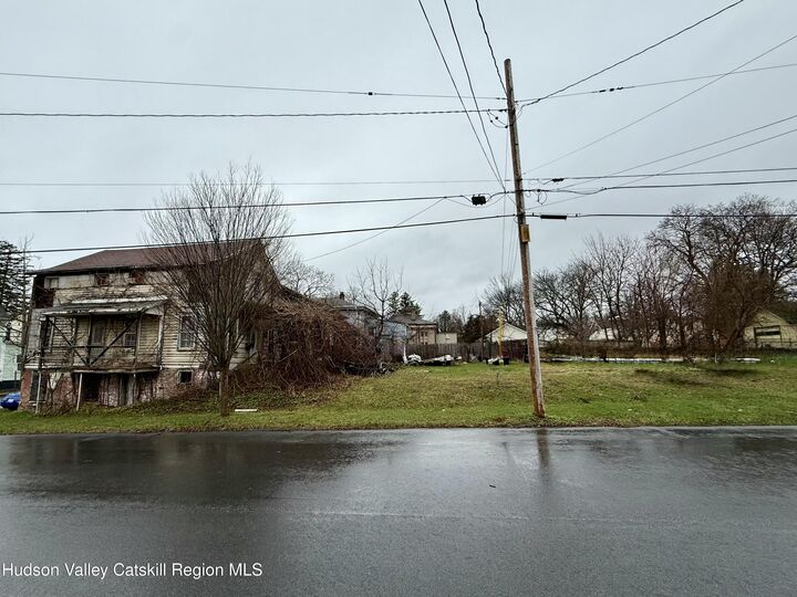 Property Photo:  2 N Montgomery  NY 12015 