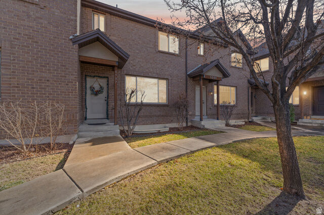 Property Photo: 6563 S Lovendahle Ct UT 84107