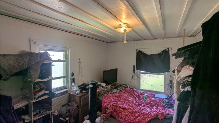 Property Photo:  2546 Merwyn Ave  PA 15204 