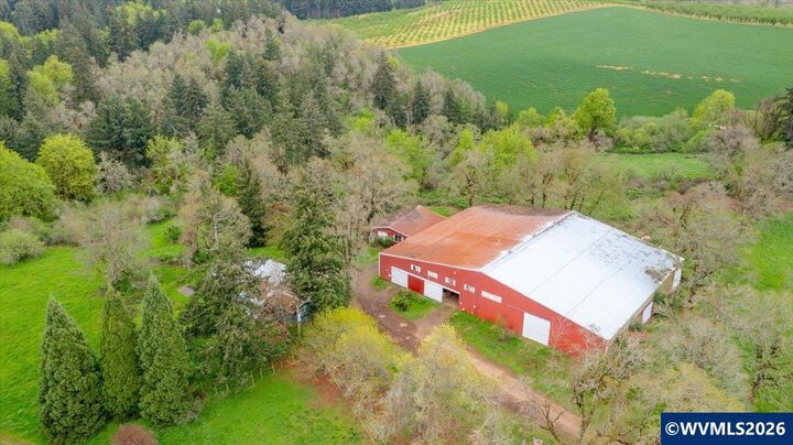 Property Photo:  10425 Edmunson Dr SE  OR 97317 