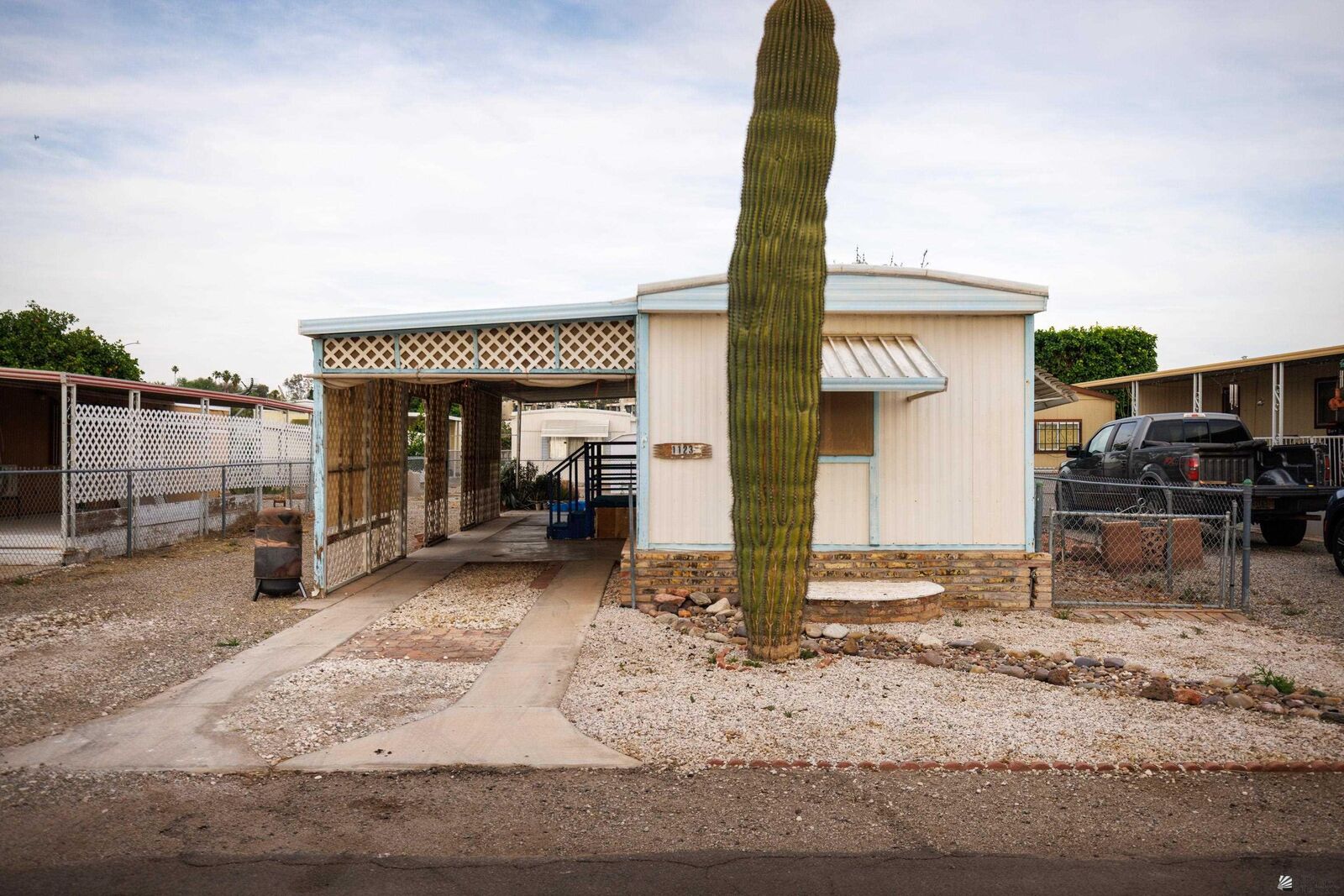 Property Photo: 1123 S Franklin Ave AZ 85364