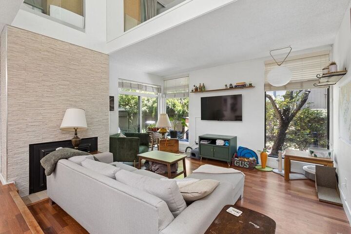 4430 Yew Street — photo 1