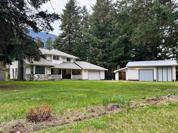 Property Photo: 50615 Slanzi Road BC V0K 1C0