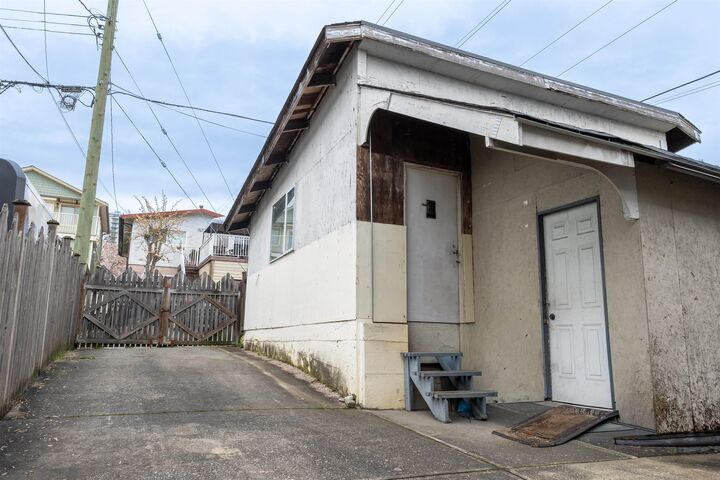 Property Photo: 3681 Adanac Street BC V5K 2P7