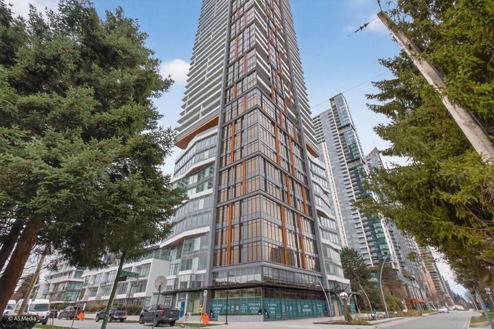 Property Photo:  6511 Sussex Avenue 2603  BC V5H 0K5 