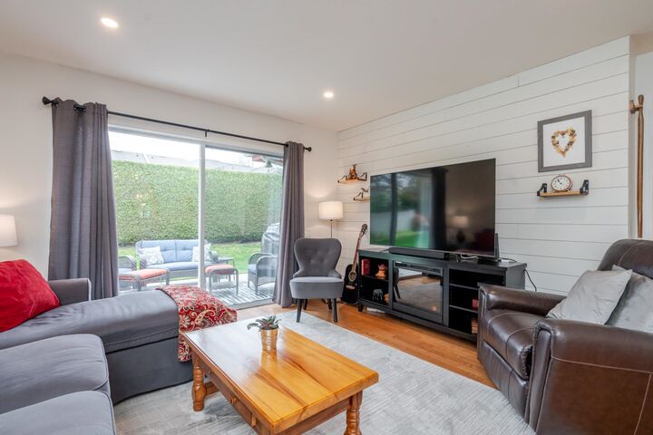 Property Photo:  31406 Upper Maclure Road 3  BC V2T 5L8 