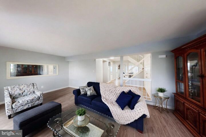 Property Photo:  18428 Point Seneca Place  MD 20874 