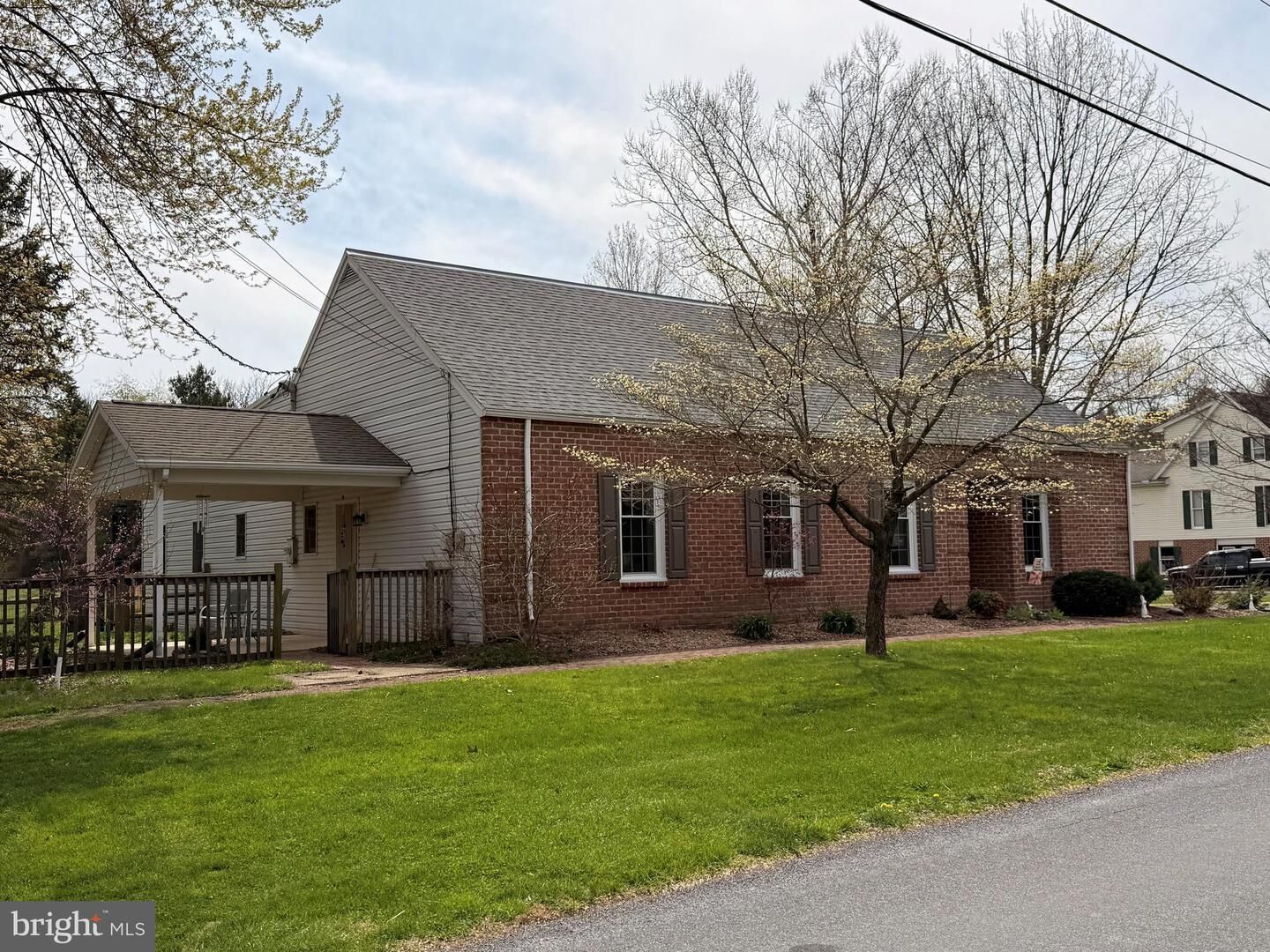 Property Photo:  195 E Yellowbreeches Road  PA 17015 