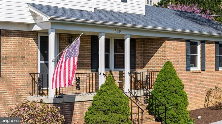Property Photo: 1300 Caroline Street VA 22601