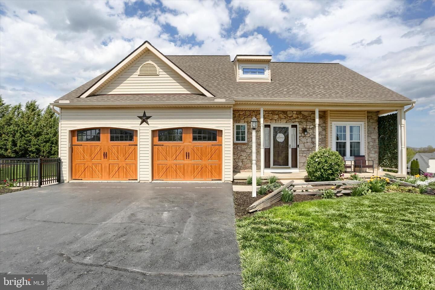 Property Photo:  365 Lynne Drive  PA 17347 