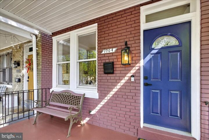 Property Photo: 1704 Independence Avenue SE DC 20003