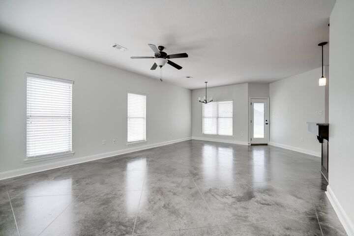 Property Photo:  1655 S Donaghey Avenue  AR 72034 