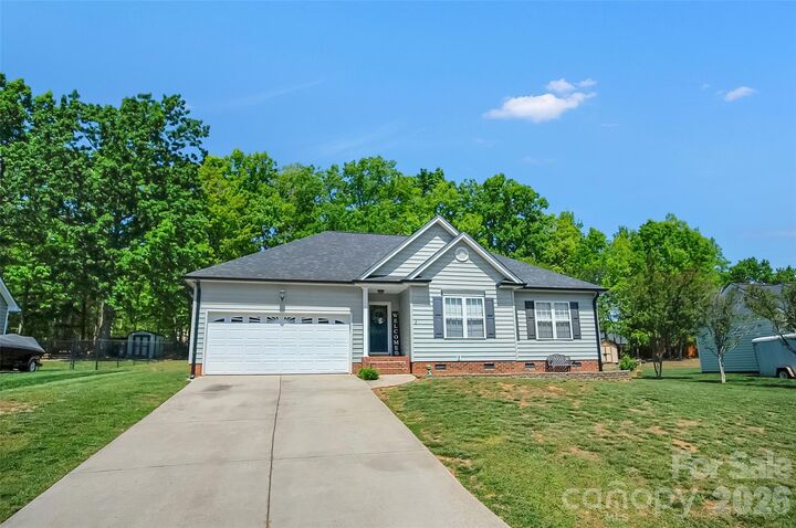 Property Photo:  5020 Pintail Way  NC 28052 