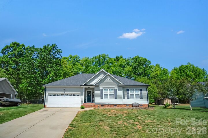 Property Photo: 5020 Pintail Way NC 28052