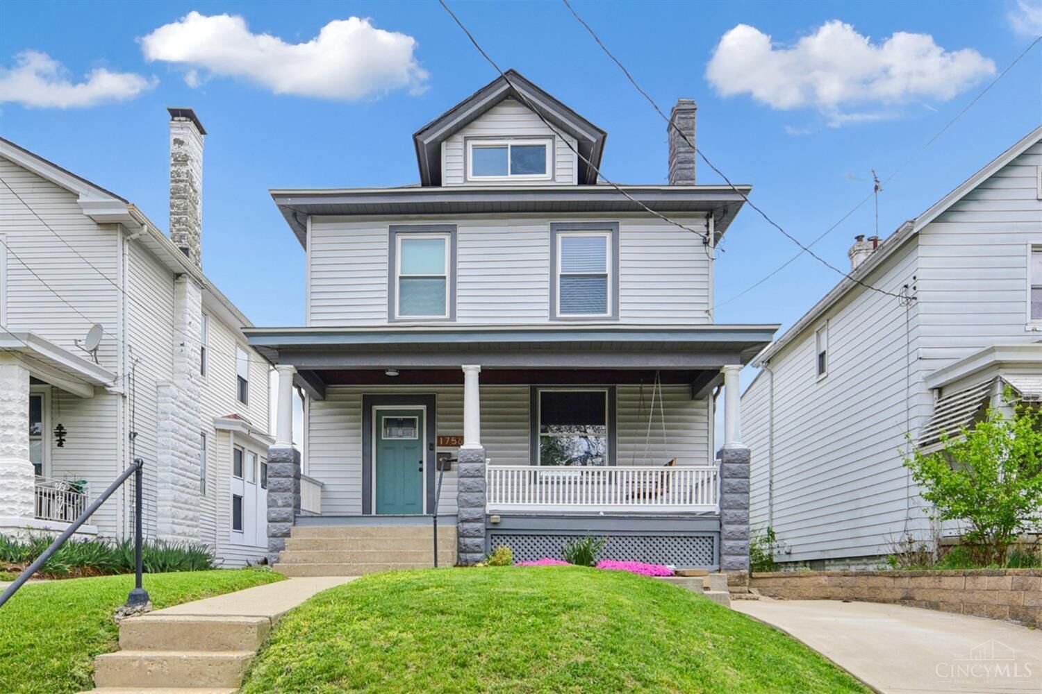 Property Photo:  1756 Weyer Avenue  OH 45212 