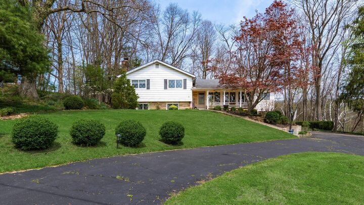 Property Photo:  550 Willrich Drive  OH 43055 