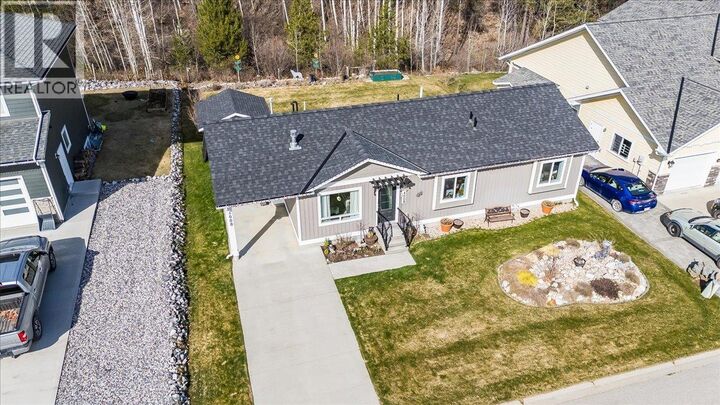 Property Photo:  4008 16th Avenue  BC V1N 4A2 