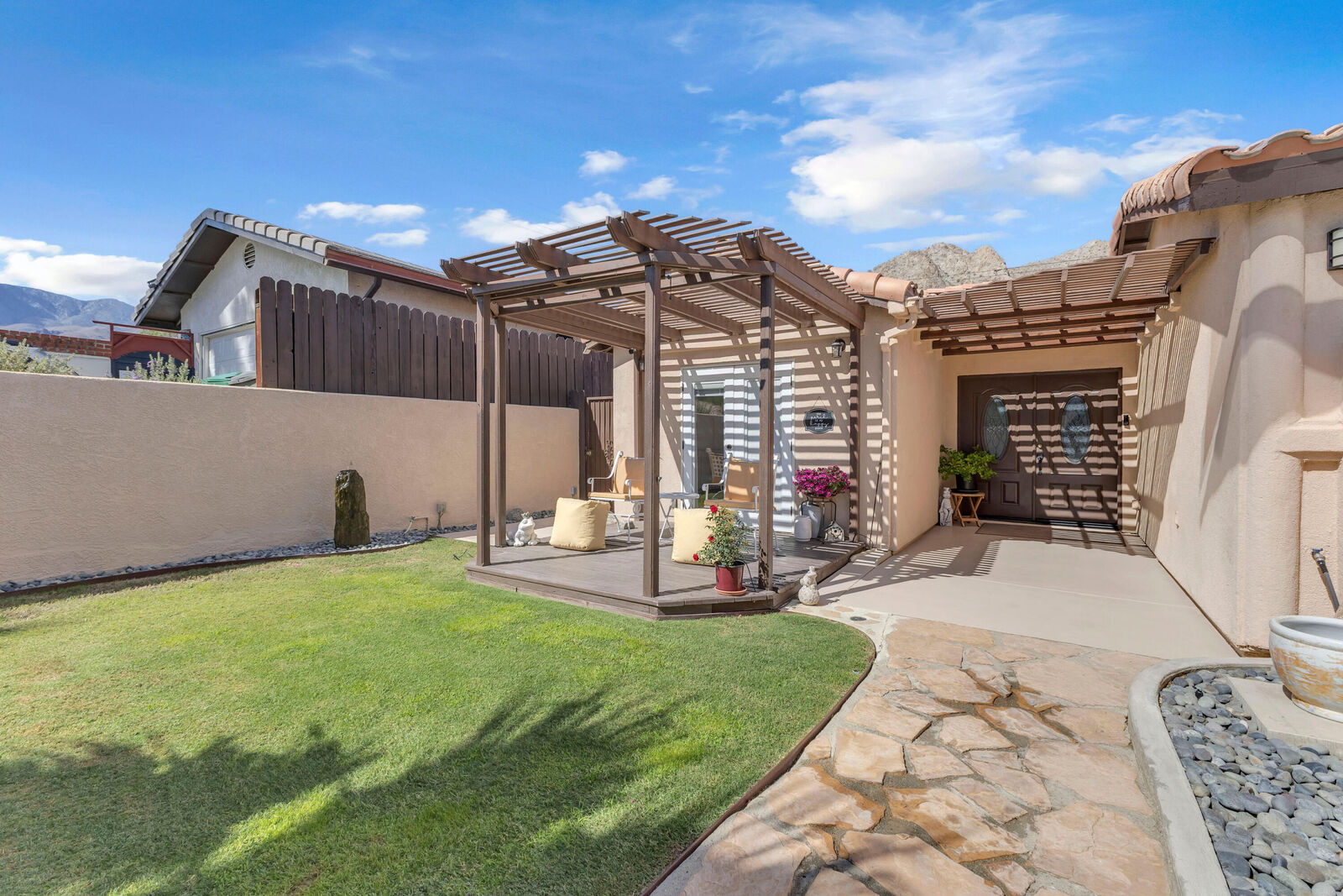 Property Photo:  53965 Avenida Madero  CA 92253 