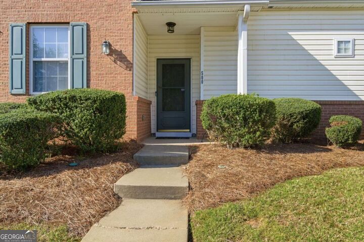 Property Photo:  500 Windcroft Circle NW  GA 30101 