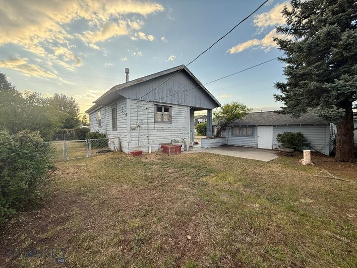 Property Photo:  3320 Busch Street  MT 59701 