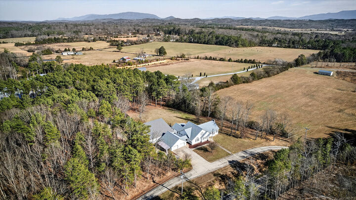 Property Photo:  3195 Ladd Springs Road SE  TN 37362 